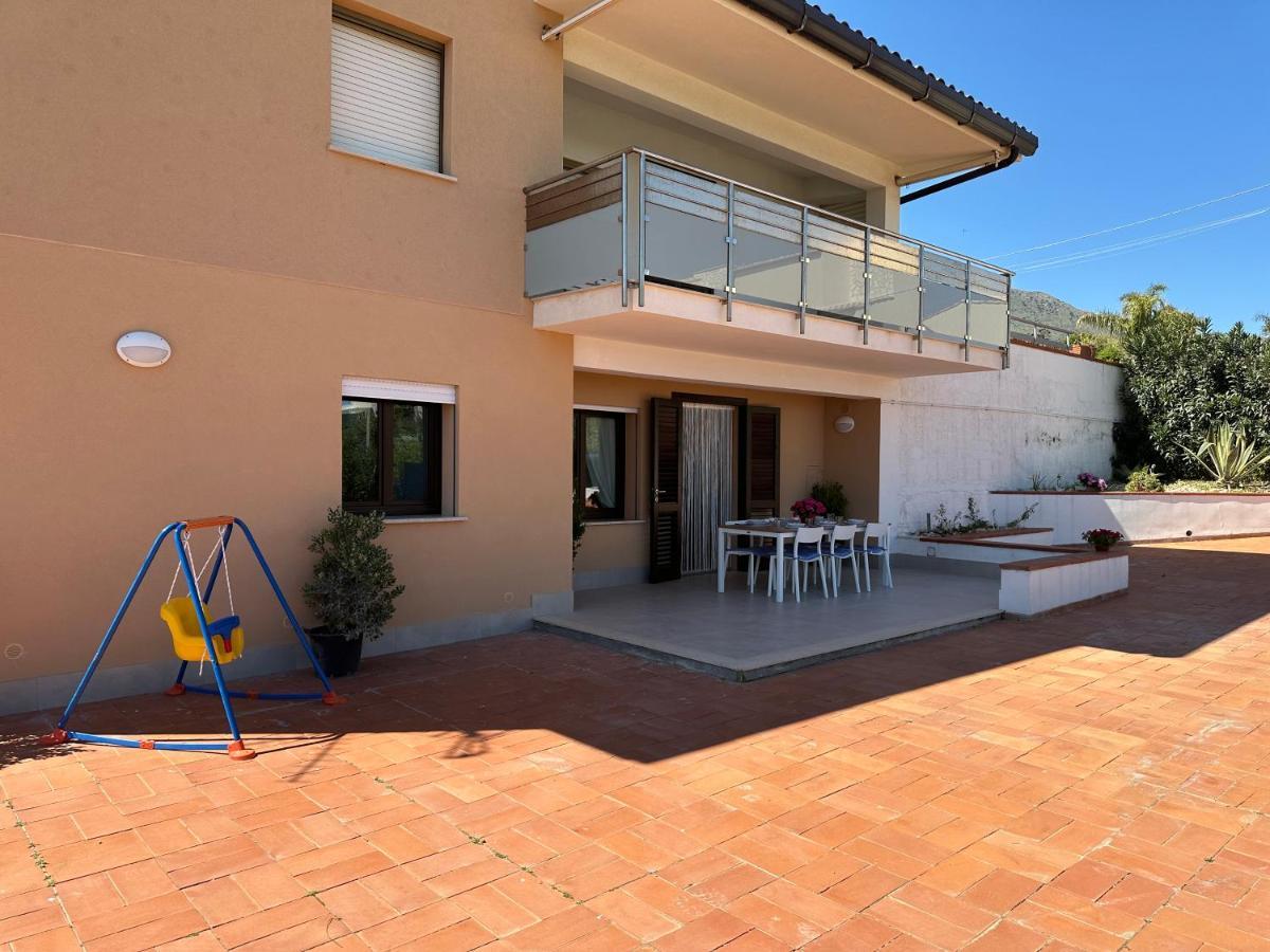 Villa Fiorenza - 100 Mt Dal Mare Кастелламмаре-дель-Гольфо Екстер'єр фото